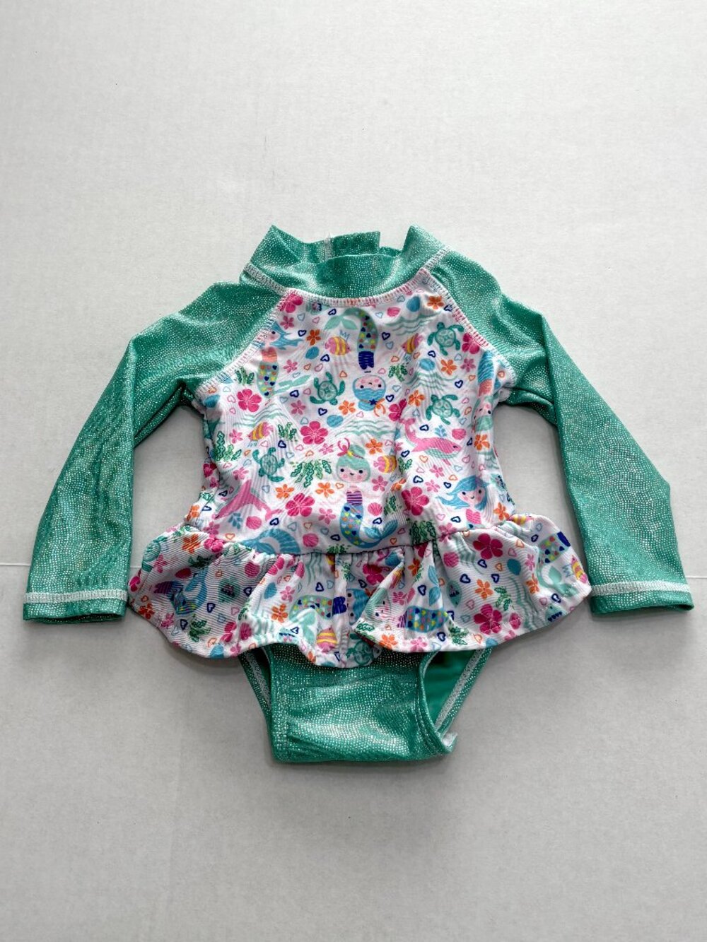 NWOT Flap Happy Alissa Ruffle Rash Guard Swimsuit